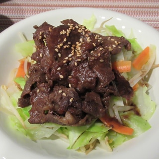 ご飯がすすむ！牛肉の焼肉タレ炒め